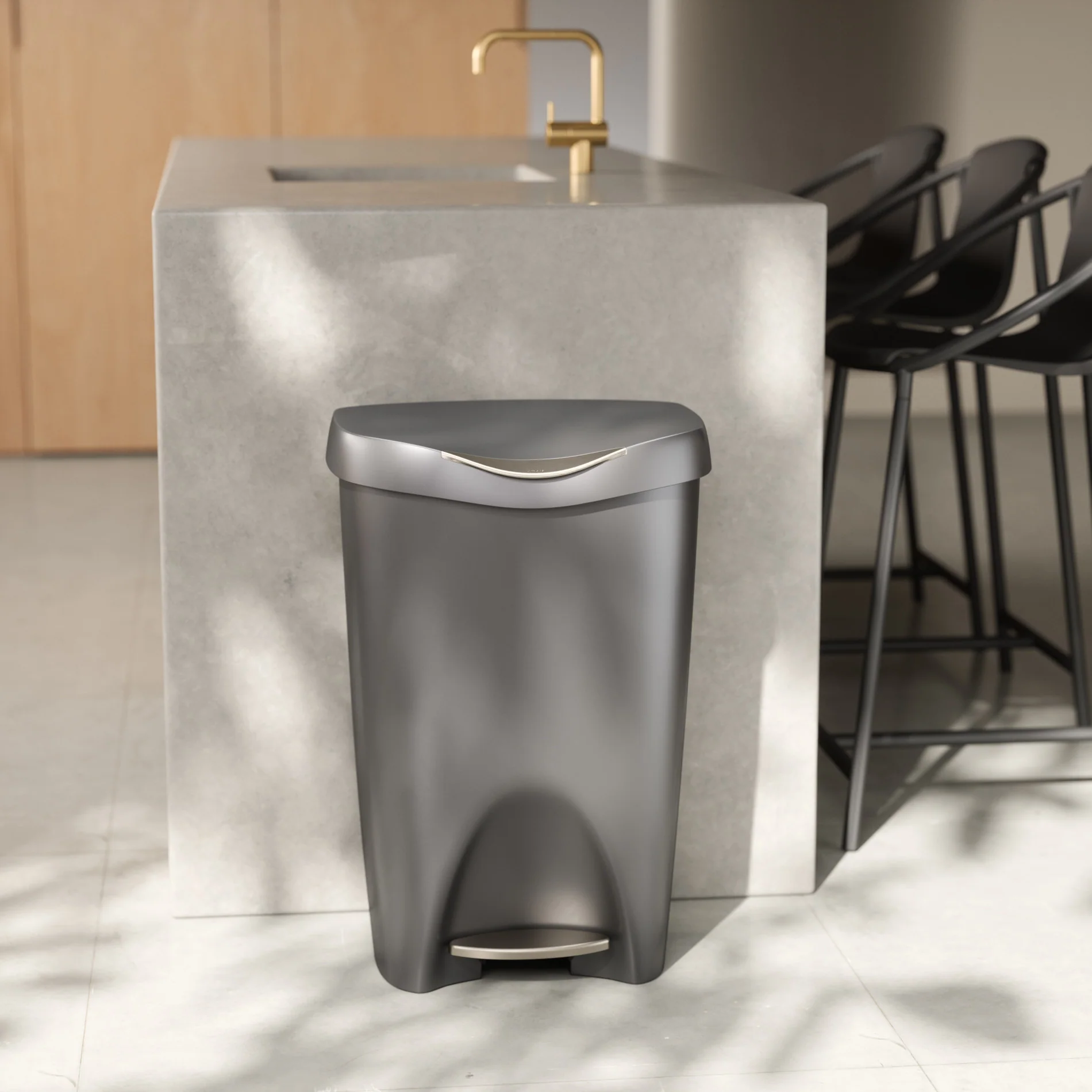 Brim Step On Trash Can - Image 18