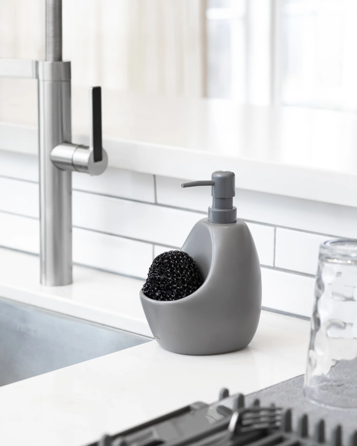 Joey Soap Pump & Scrubby - Image 9